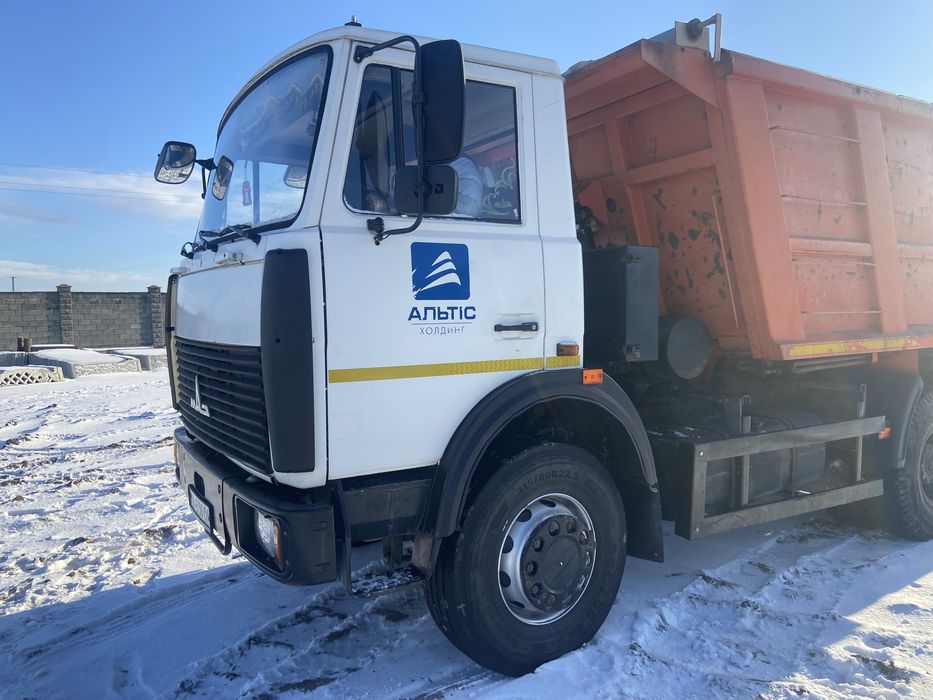 Маз самосвал 551605-271