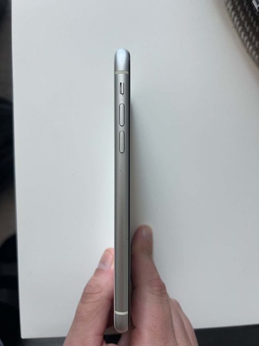 Iphone XR 128GB, 76%.