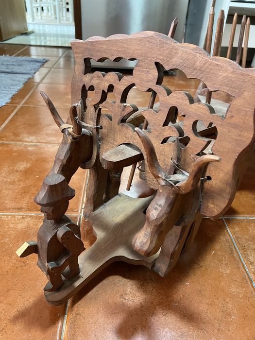 Carro de bois feito à mão