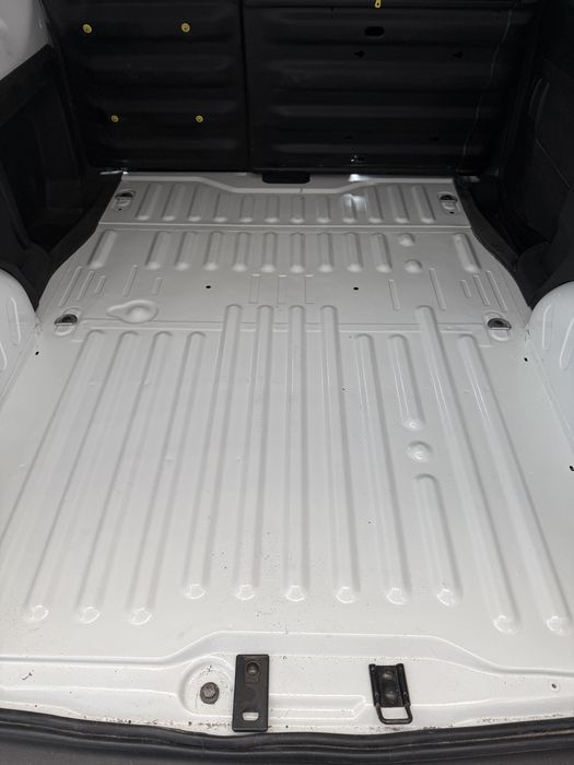 Citröen Berlingo 1.6 Hdi 100 cv 3 lugares