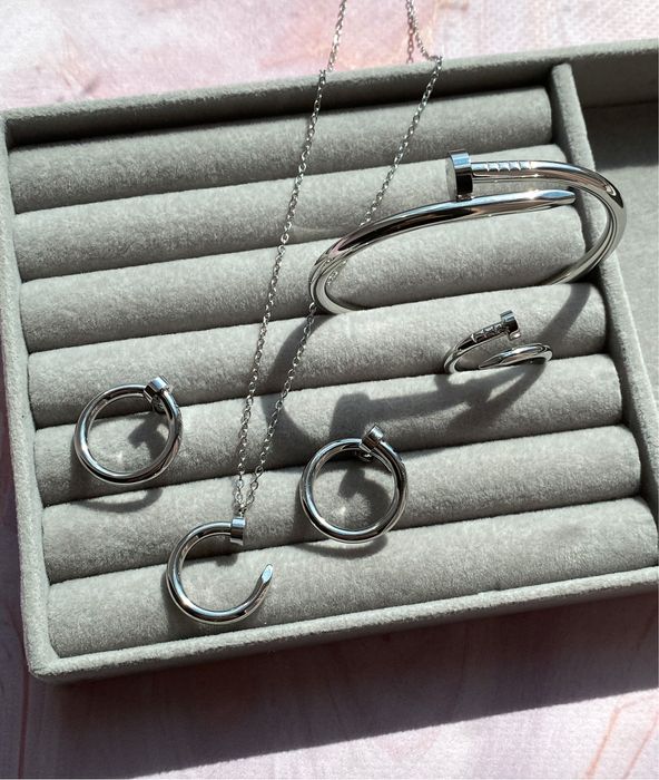 Набір Цвях, Комплект Цвях