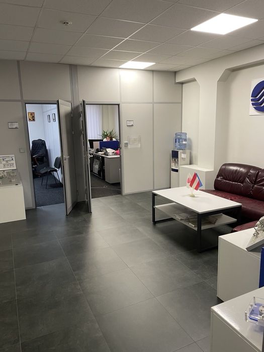 Оренда склада з офісом. 180 м2. Троєщина.