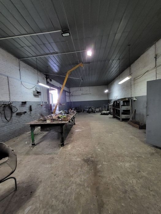 Прода  Помещение ул Харьковская, Ремонт, 27 сот земли