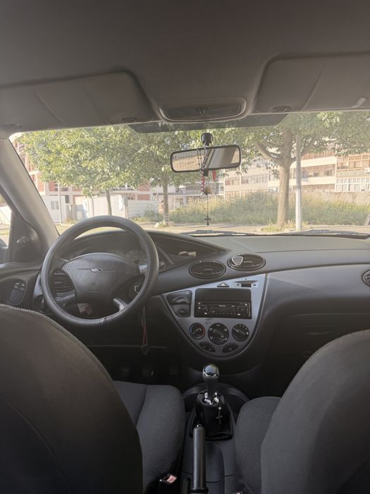 Ford Focus 1.6 zetec’s