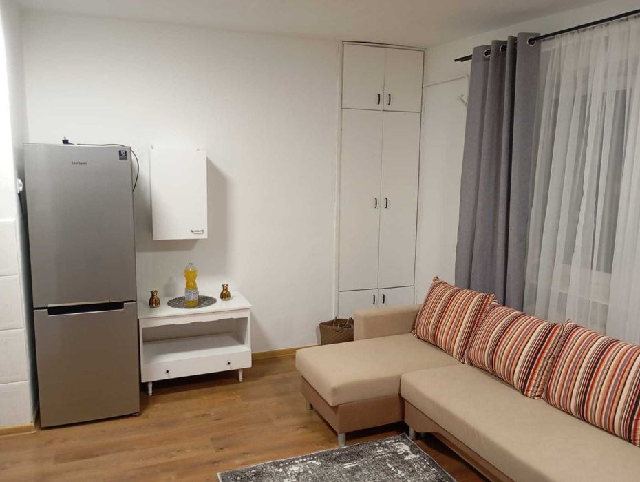 Kawalerka umeblowana z balkonem