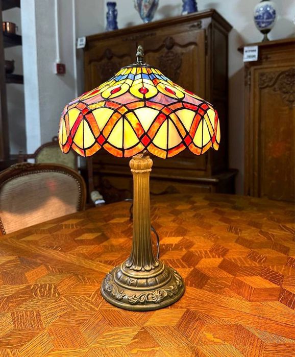 Настільна лампа в стилі Тіффані світильник 7306