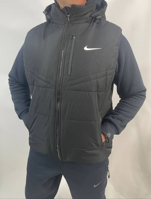 Мужской жилет безрукавка Nike