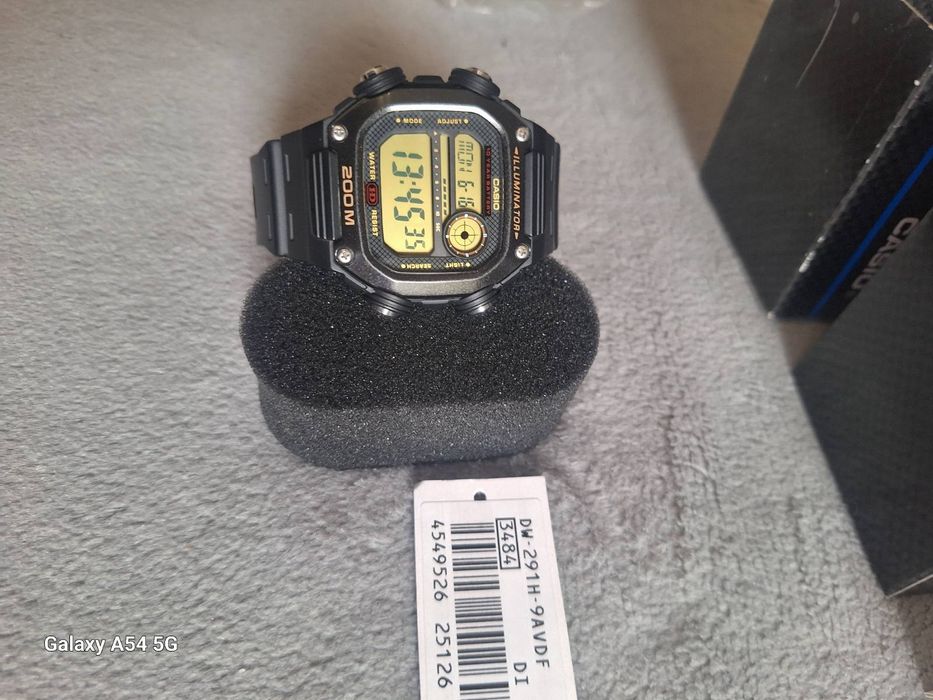 Часы CASIO Illuminator