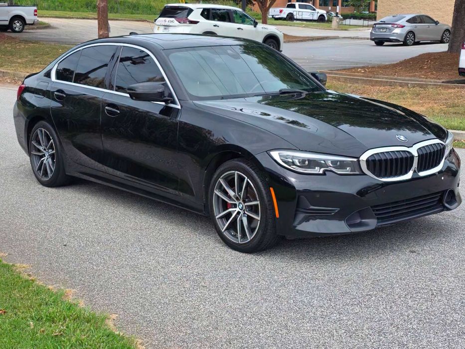 BMW 3 Series 330i      2019
