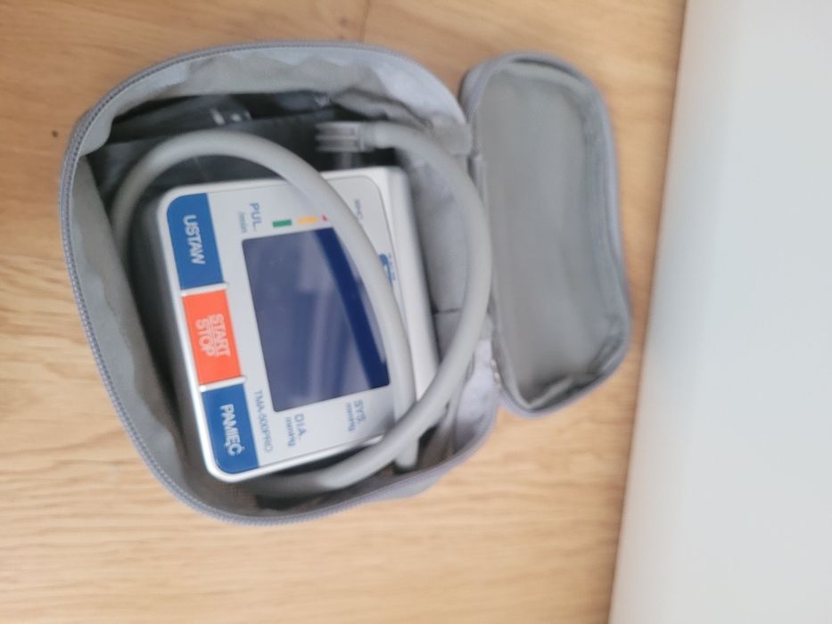 Ciśnieniomierz naramienny