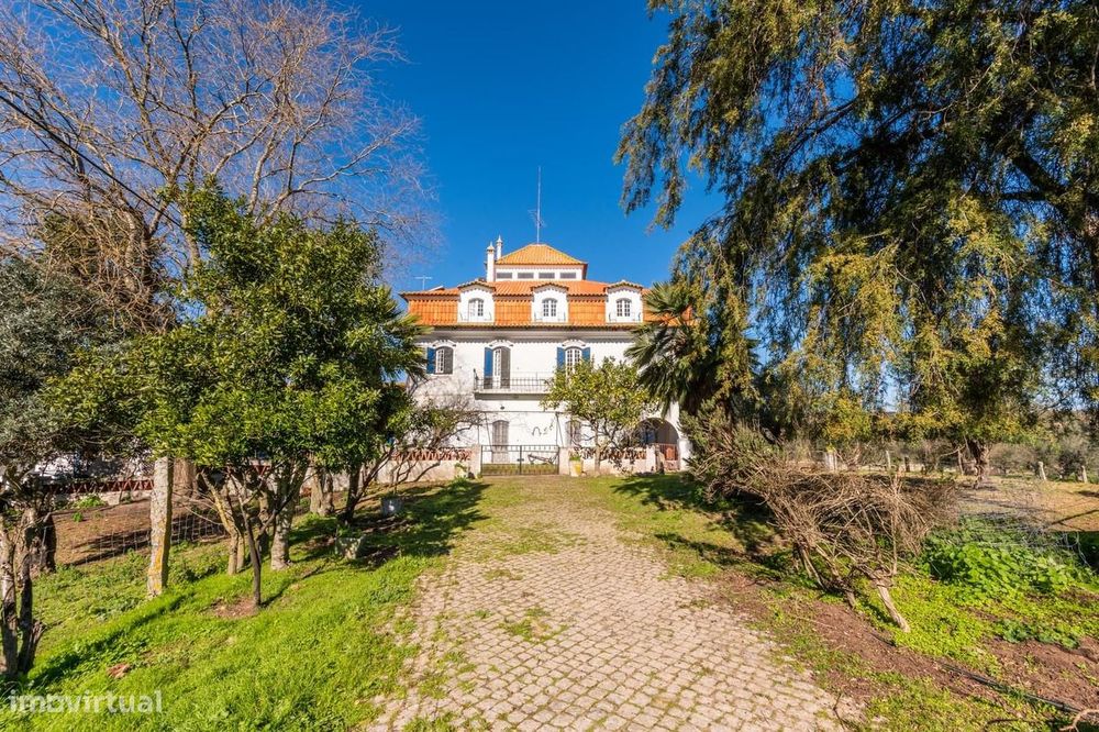 Quinta 5.7 ha, Évora