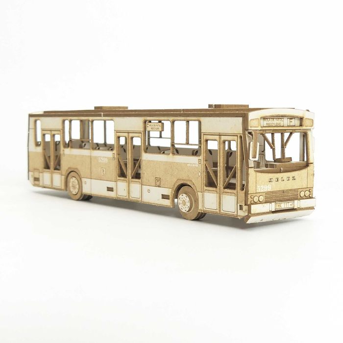 Autobus JELCZ PR110 1:72