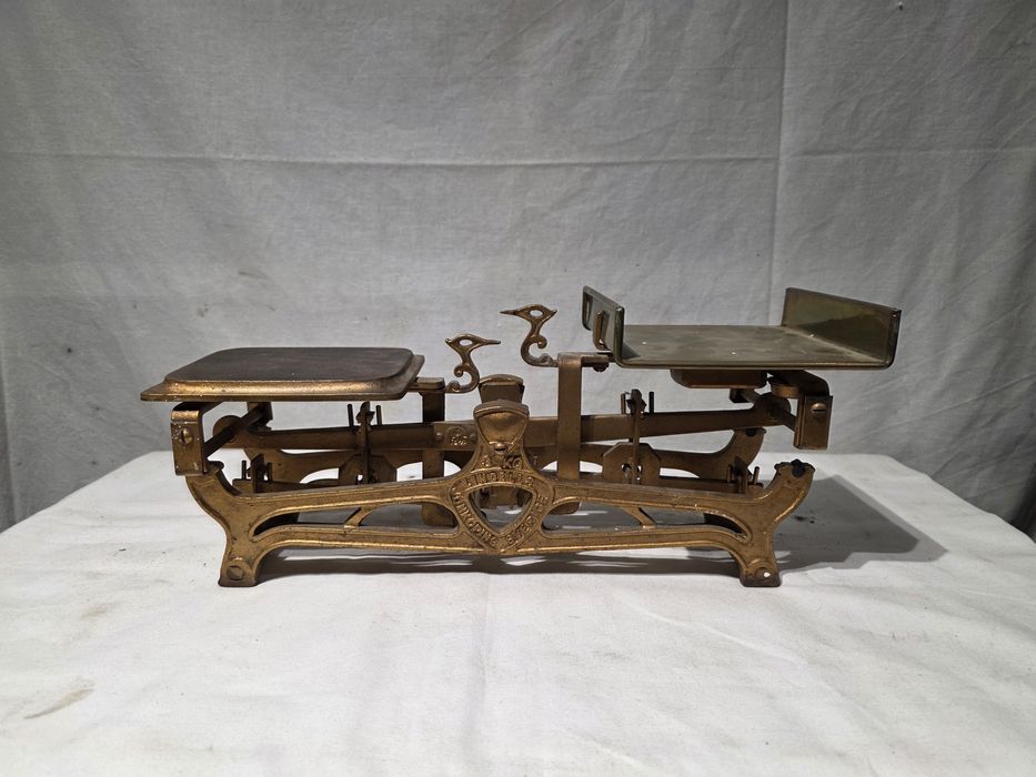 Waga szalkowa 3kg Lindells Jonkoping 1945r.