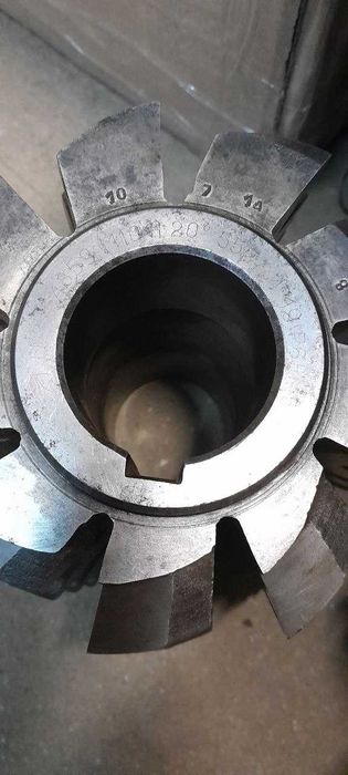 Продам модульні червячні фрези, торцеві фрези, дискові фрези б/у