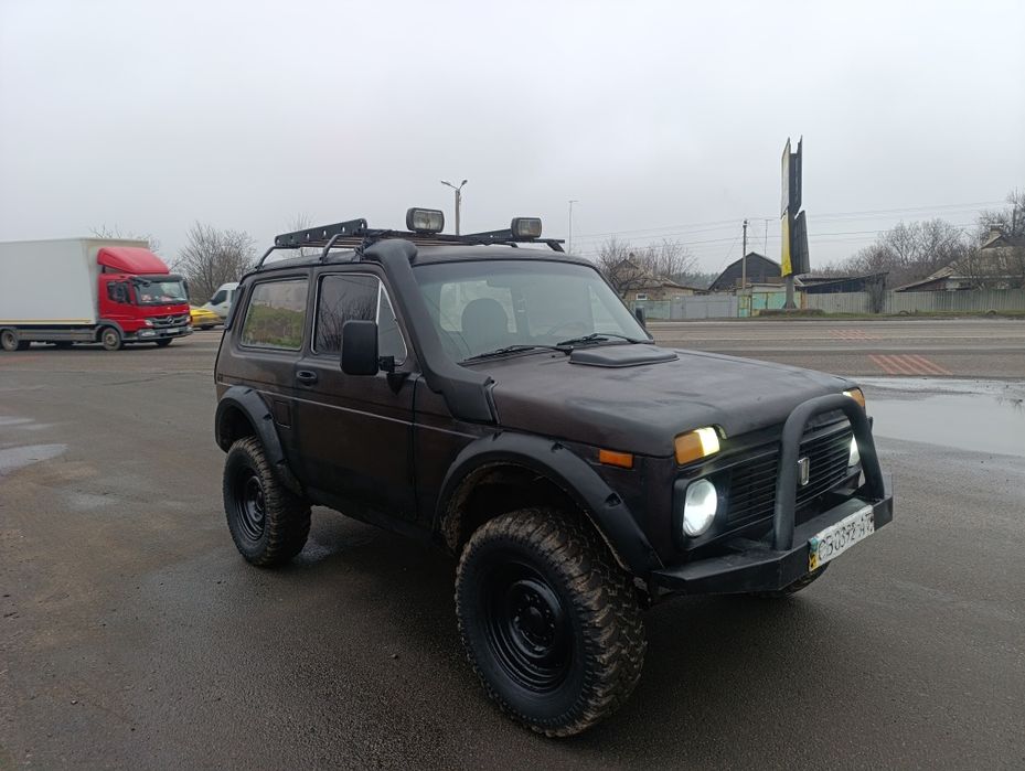 Машина подготовлена под Офроуд.варить не надо.моторчик бодрый.ходовая усиленая.резина грязь.