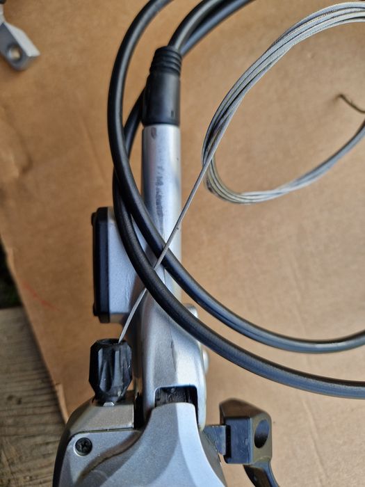Klamkomanetki hamulce Shimano Deore XT ST-M765 BR-M765