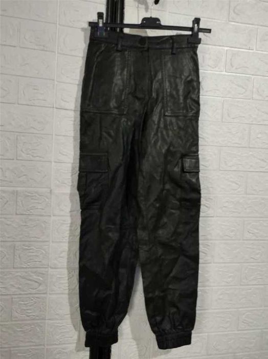 Spodnie skórzane rozmiar s cena 8 zł