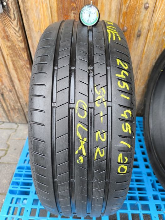 . Opona Bridgestone Alenza 245/45/20 POJEDYNKA
