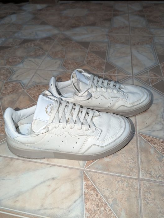 Кросівки Adidas Supercourt 39