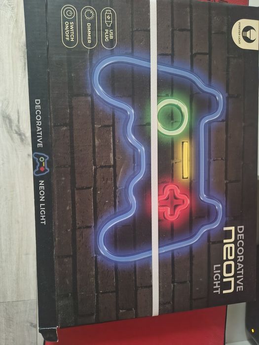Neon LED lampka na ścianę