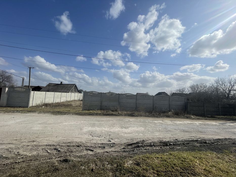 Продам ділянку під забудову