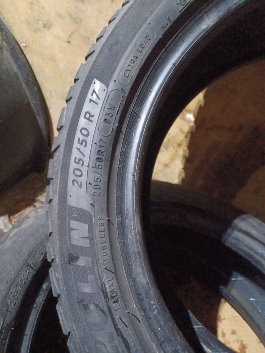 Opony wielosezonowe 205/50/17