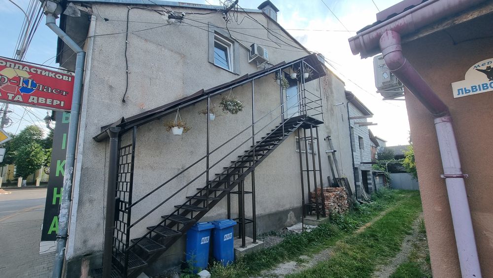 Оренда офісних приміщень в центрі м. Хуст