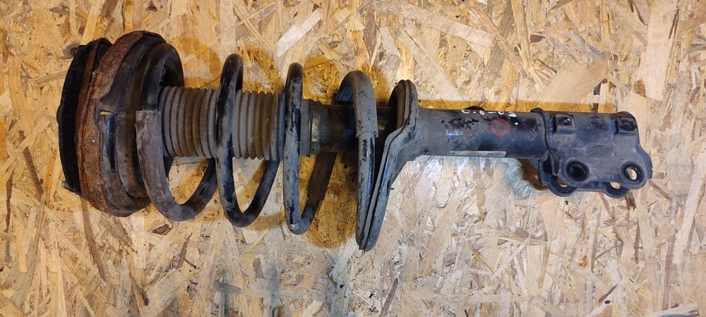 Б/в Стойкі пружини амортизатори передні L R  Kia Magentis 06-08