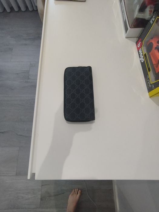 Gucci Men's Black GG Wallet
