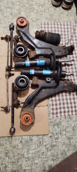Ford Mondeo 3.детали передней подвески .Амортизатор,стойка,рычаги...