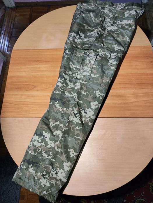 Штани вітровологозахисні, піксель, на флісі