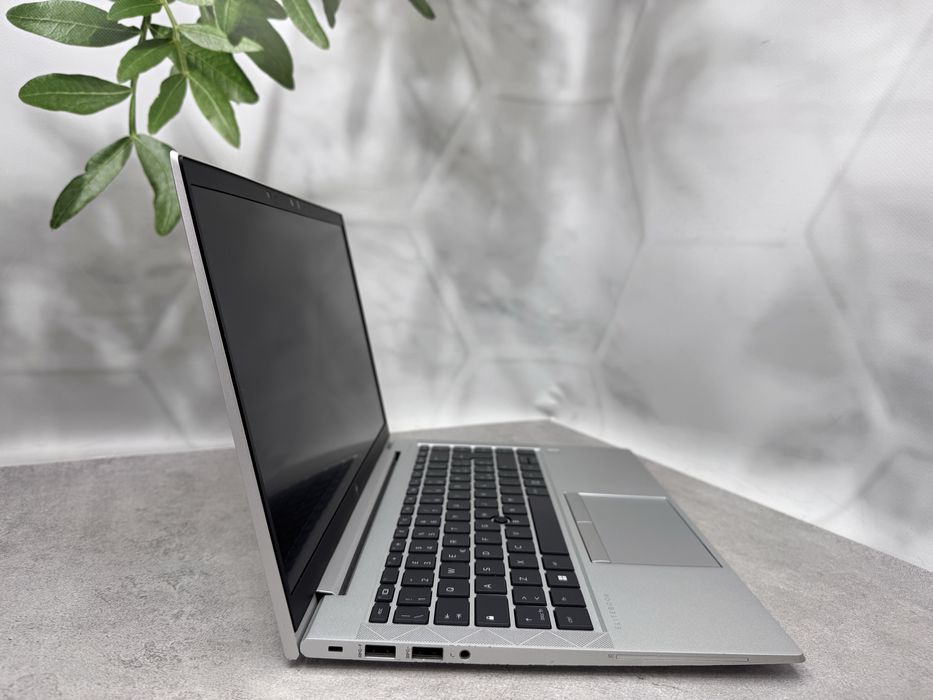 Ноутбук HP EliteBook 840 Aero G8/i5-1145G7/16 ГБ/NVMe 256/14 " Full HD IPS