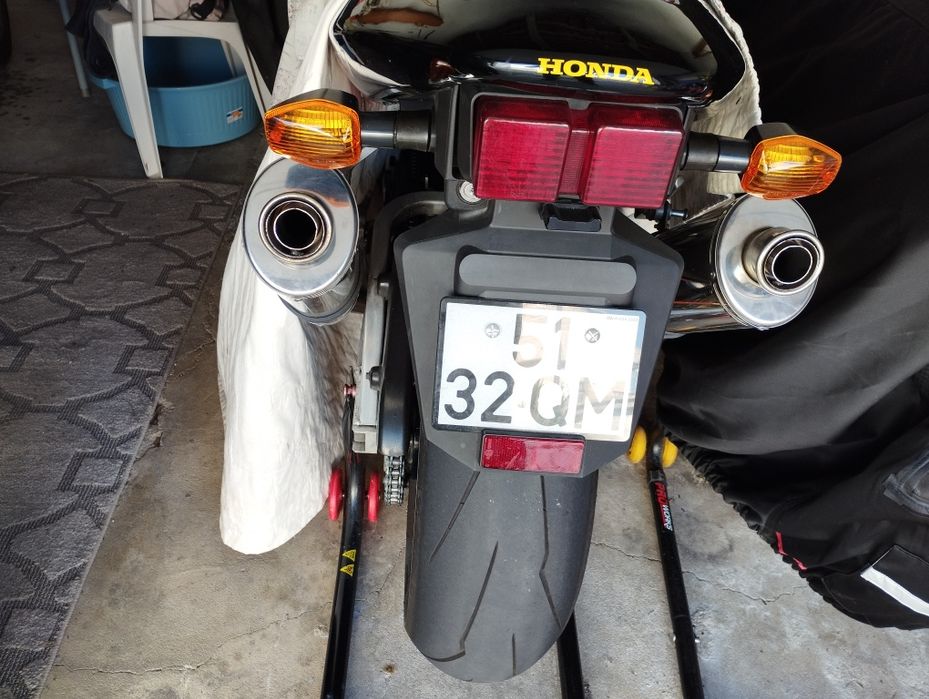 Honda VTR SP 1 ano 2000 com 45000km.Nacional.   Moto do primeiro ano de fábrica as que mais valorizam.