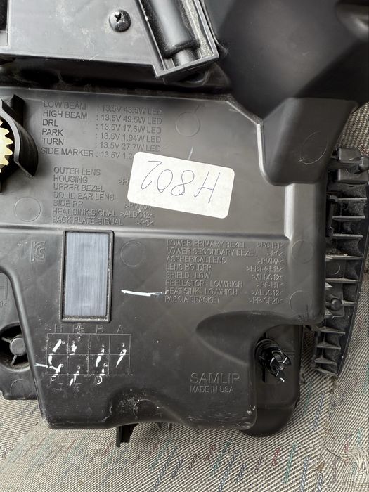 Chevrolet Bolt euv 23 рік EUV права шавролет болт