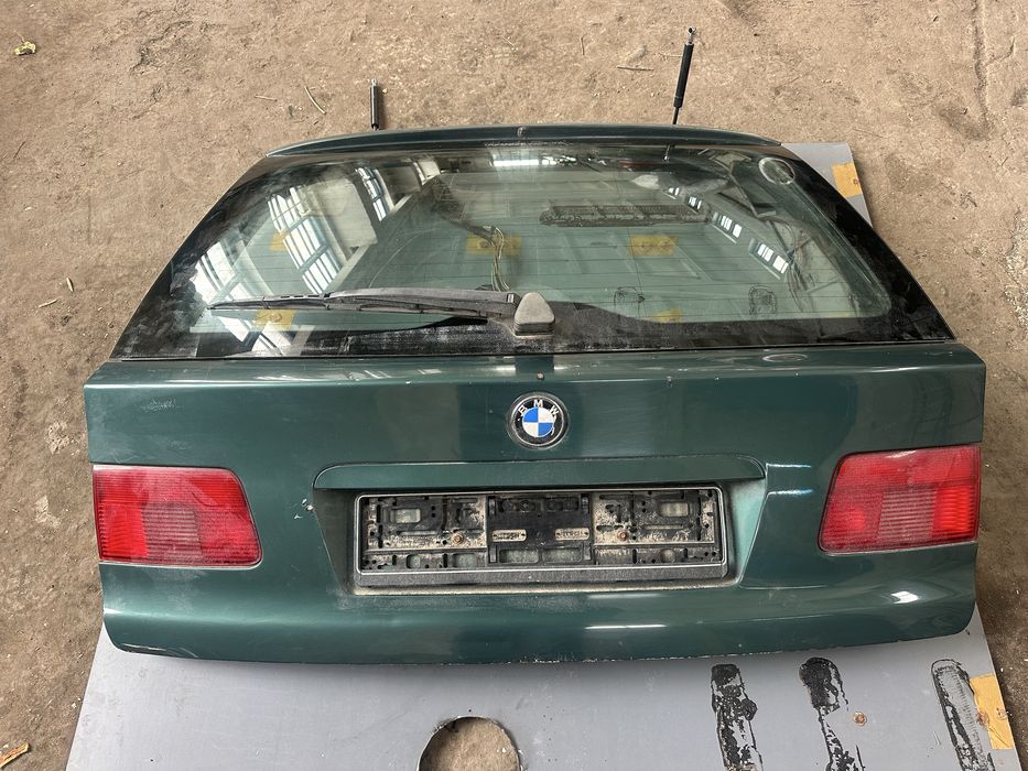 Задня ляда бмв е39 турінг