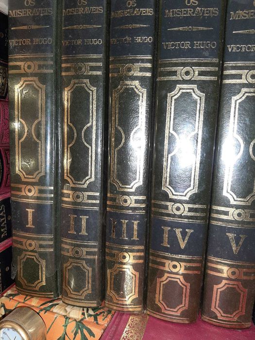 Coleção de livros Os miseráveis