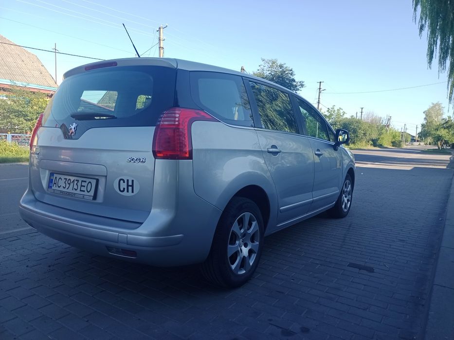Продам власний автомобіль
