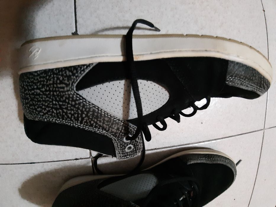 Tenis bota numero 43