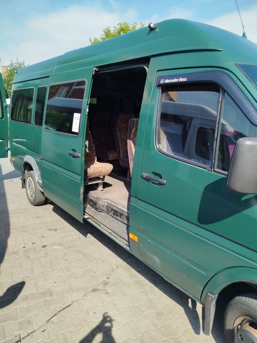 Спрінтер 2.2 CDI 2001 р. 20 пас. місць