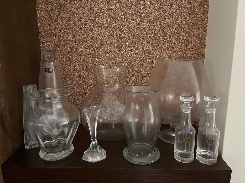 Conjunto de 5 jarras, 2 solitários e 1 galheteiro, tudo em Cristal