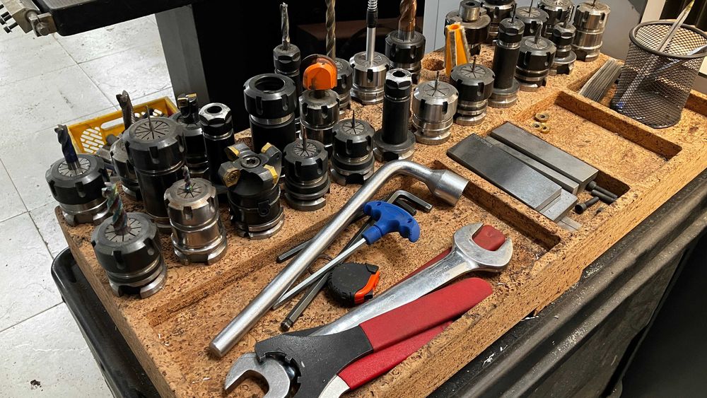 Centro de Maquinação Novo CNC metais 900x600x500 Spindle Hiteco 9.5 Kw