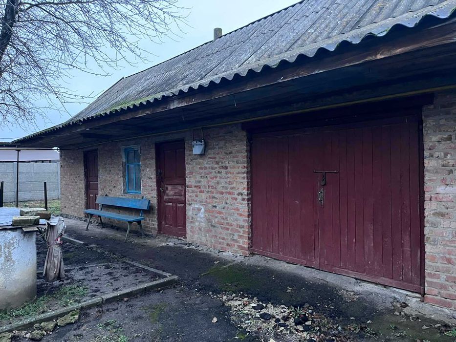 Пропонуємо до продажу будинок в центрі міста Городище