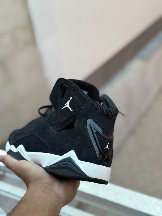Air jordan True Flight