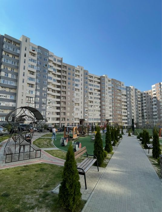 Продаж 1 кім вул. Київська