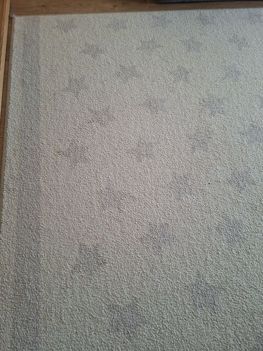 Tapete infantil com estrelas IKEA