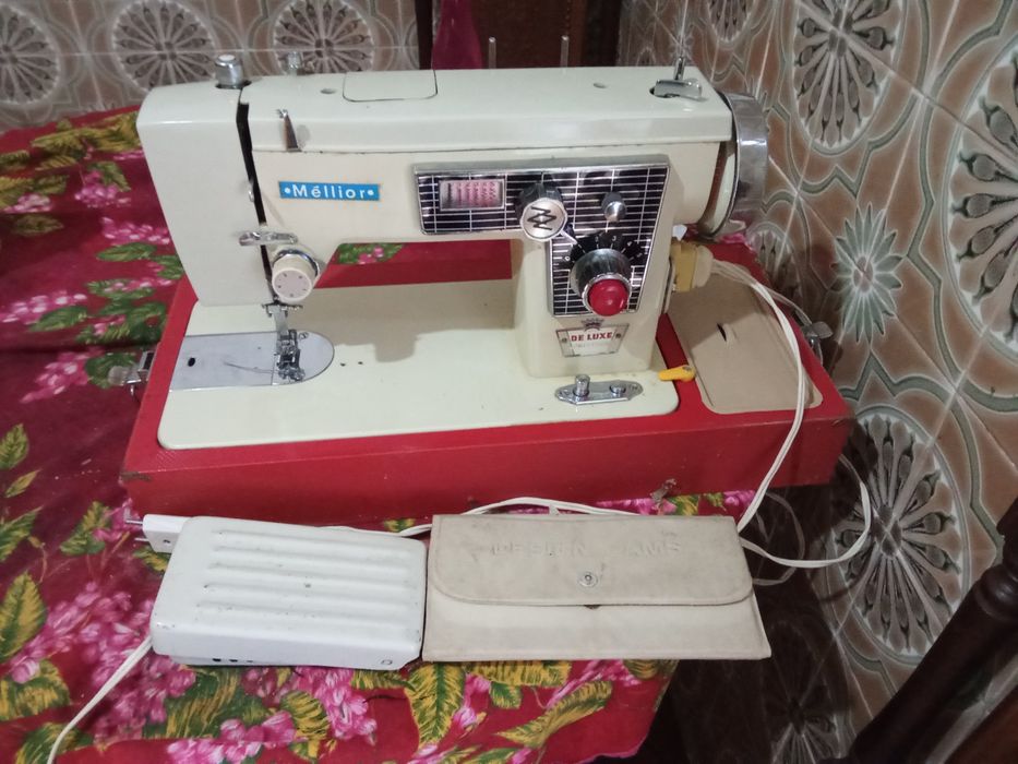 Maquina de costura
