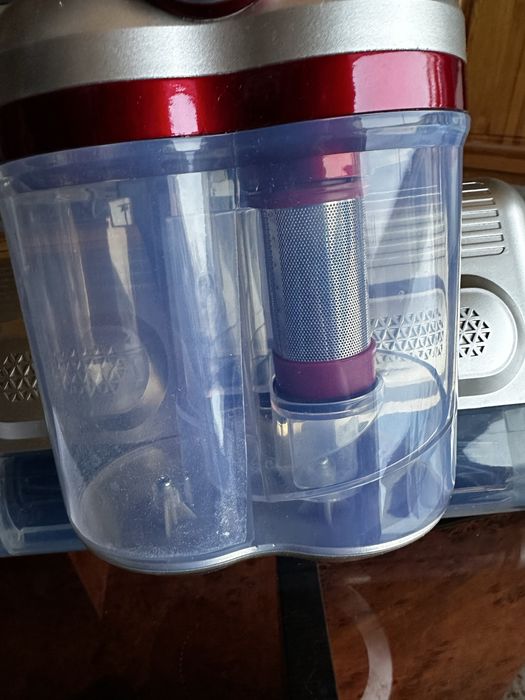 Пилосос для матраців, диванів, килимів CM203Pro