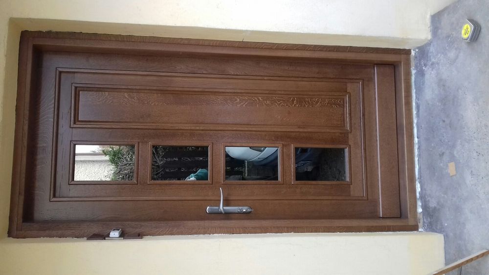 Drzwi dębowe .frontowe.