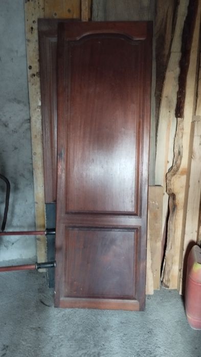 2 Portas em Mogno Maciço – Ideal para Restauro / Bricolage (Negociável)