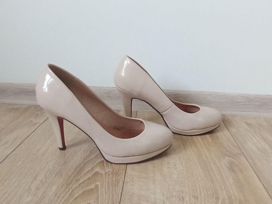 R. 40, 26cm buty na obcasie, nude, beż, skórzana wkładka